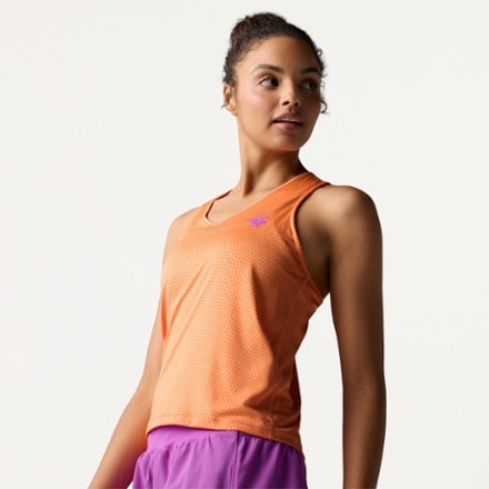 rabbit EZ Vee Perf Trail Tank Top - Women's 3
