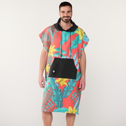 Nomadix Changing Poncho 1