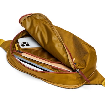 Cotopaxi Allpa 50 L Adventure Travel Pack Removable sling