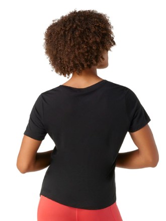 Smartwool Active Ultralite V-Neck T-Shirt - Women's 2