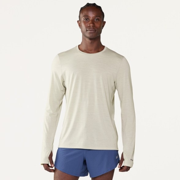 Model info: Height: 6' 1" | Waist: 30" | Wearing size: M