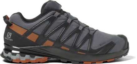 XA Pro 3D V8 GTX Trail Running Shoes   Men's