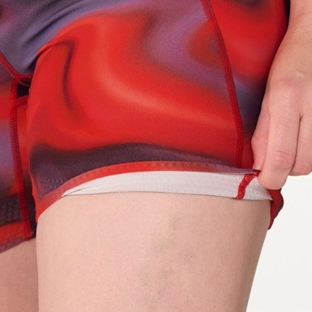 Janji Pace 5" Shorts - Women's 9