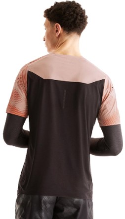On Performance-T Lumos Shirt - Men's 2