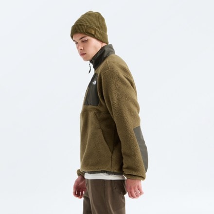 The North Face Yumiori Off Peak Half-Zip Jacket - Men's 3