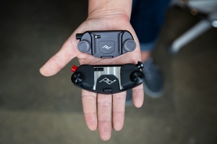 Peak Design Capture 3.0 Camera Clip In use (Black)