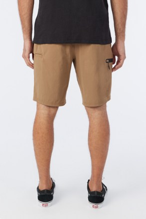 O'Neill TRVLR Expedition 20" Hybrid Shorts - Men's 6