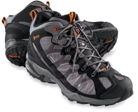 hi tec v lite walking shoes