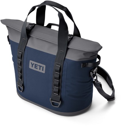 YETI Hopper M30 2.0 Soft Cooler 2