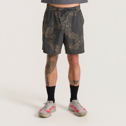 Roark Serrano 7" Shorts - Men's 0