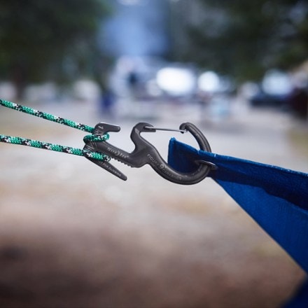 Nite Ize Figure 9 Carabiner Rope Tightener with 3.5 mm Cord - Package of 2 6
