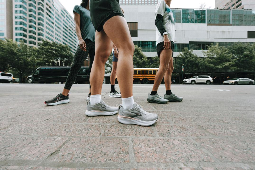 Location Image for Adrenaline GTS 25 Road-Running Shoes - Women's