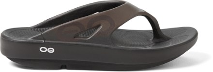 oofos clearance mens