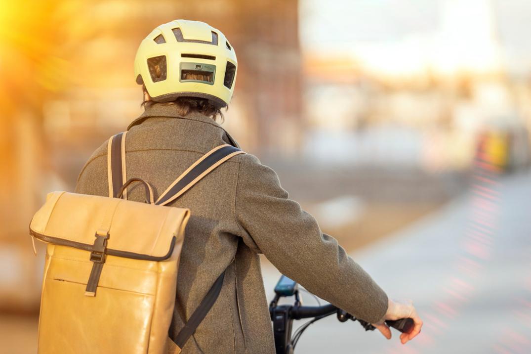 Location Image for Verde KinetiCore Bike Helmet