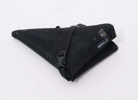 Detail Image of color Black