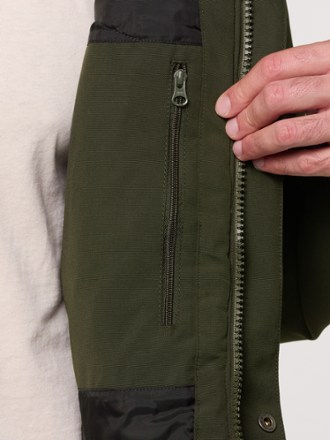 Fjallraven Nuuk Insulated Parka - Men's 9