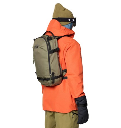 Mountain Hardwear Jibberish 18 L Snow Pack | REI Co-op