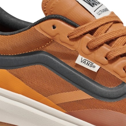 Vans MTE UltraRange 2.0 RapidWeld Shoes - Men's 5