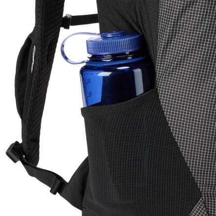 Gregory Rhune 20 Pack Water bottle pocket (Water bottle sold separately)