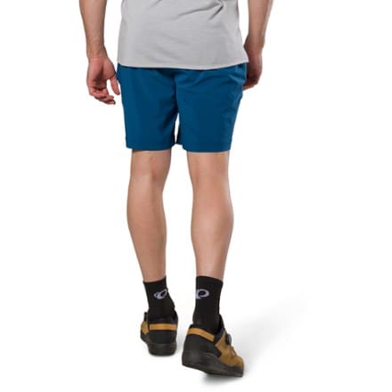 PEARL iZUMi Canyon Active Bike Shorts - Men's 2