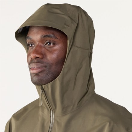 Arc'teryx Beta Jacket - Men's 6