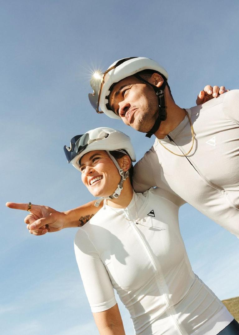 Location Image for Core Momentum Cycling Jersey - Men's