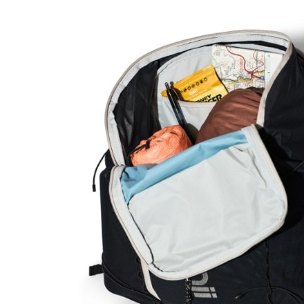 Janji Revy Hydration Pack 4