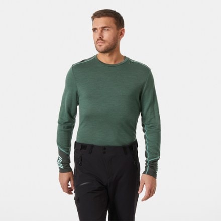 Helly Hansen Lifa Merino Midweight Crew Base Layer Top - Men's 1