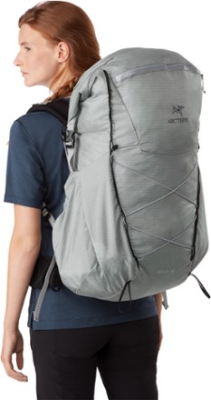 Arc'teryx Aerios 45 Pack - Women's 3
