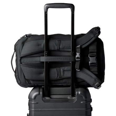 Cotopaxi Allpa 28 L Travel Pack 9