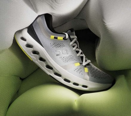 On Cloudsurfer 2 Road-Running Shoes - Men's 5