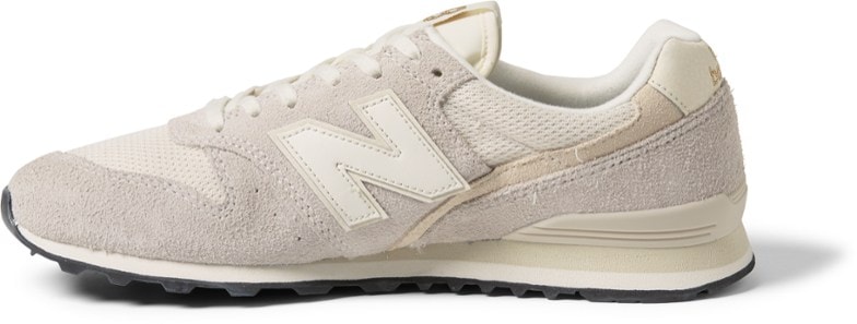 Left view (Angora/Sea Salt)