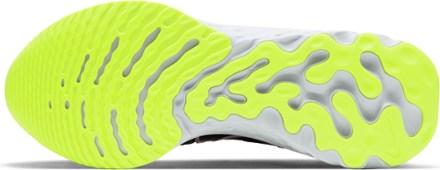 Nike React Infinity Run Flyknit 2 Road-Running Shoes - Women's 7