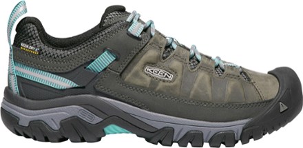 keen waterproof hiking shoes womens