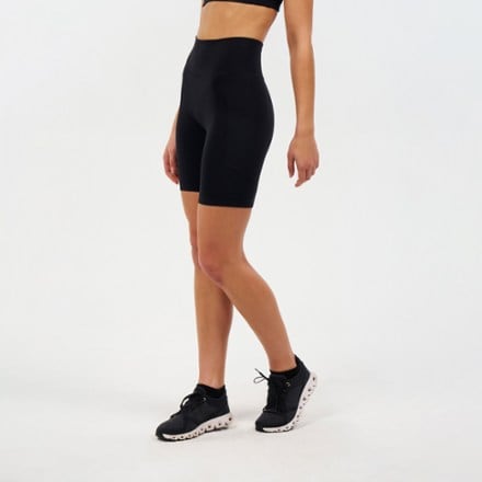 ALWRLD ALRN Core Pocket Shorts - Women's 3