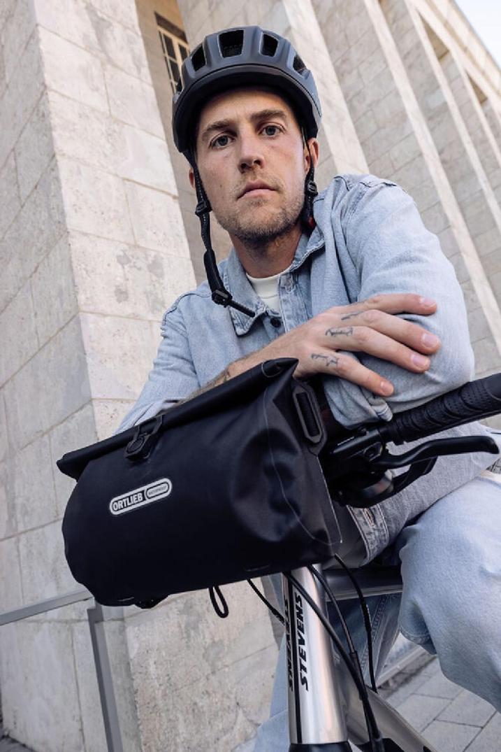 Location Image for Velo-Sling Flex Handlebar Bag - 2.5L