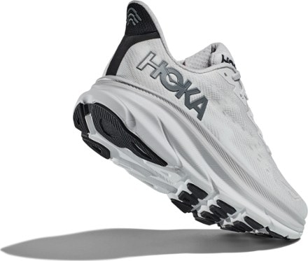 HOKA Clifton 9 Road-Running Shoes - Men's 7