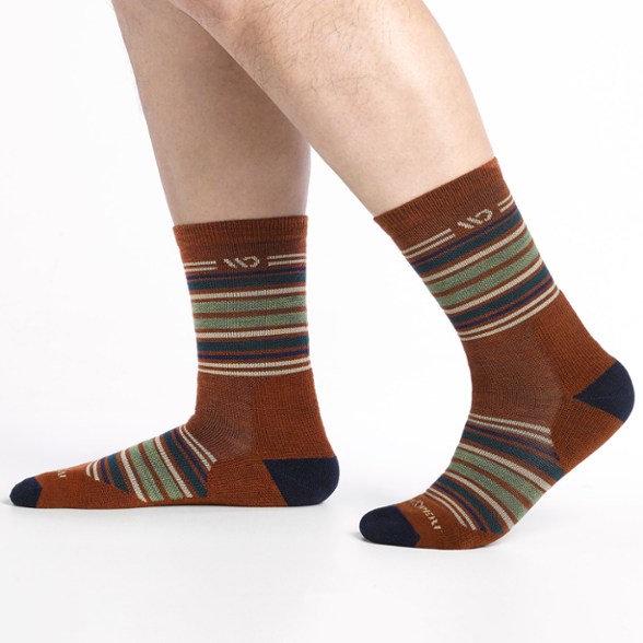 Detail Image of color Chestnut