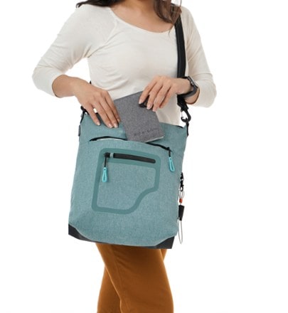Sherpani Osaka Wallet 4