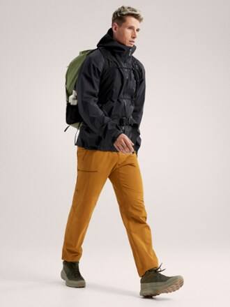 Arc'teryx Beta Jacket - Men's 4