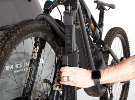 Yakima StageTwo 2-Bike Hitch Rack 5
