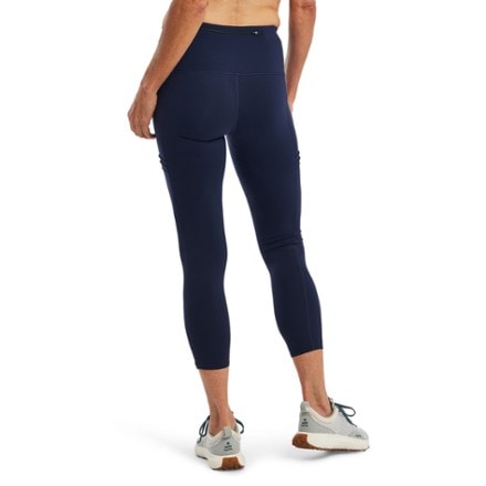 Oiselle Pocket Jogger 3/4 Tights - Women's 3
