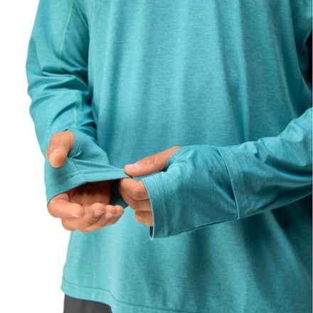 NRS Silkweight Hoodie - Men's 6