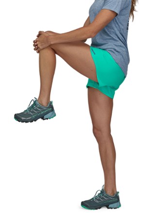 Patagonia Trailfarer Shorts 4.5" - Women's 5