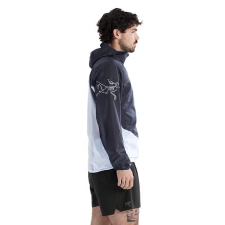 Arc'teryx Norvan Windshell Hoody - Men's 6