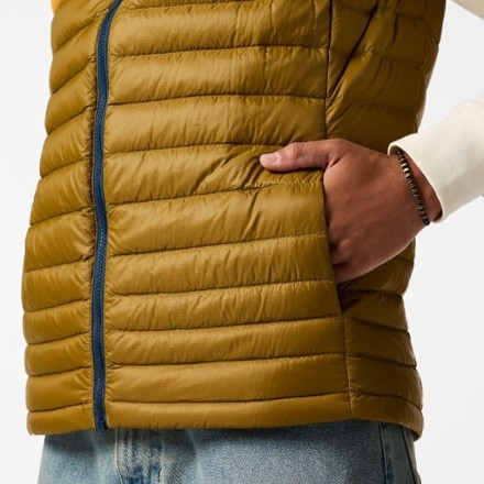 Cotopaxi Fuego Down Vest - Men's 5