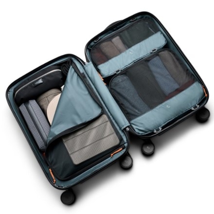 Bellroy Transit Carry-On 4