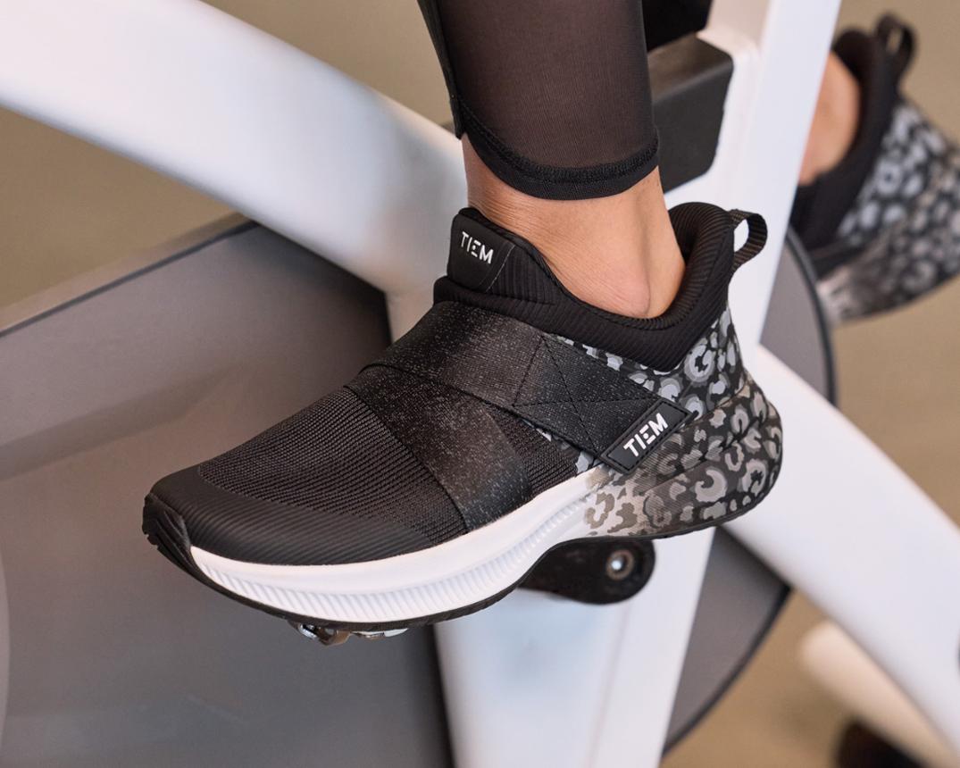 Location Image for Lynx Indoor Cycling Shoes - Women's