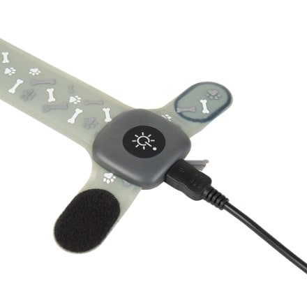 Nite Ize NiteDog Disc-O Select Rechargeable LED Collar Cover 6