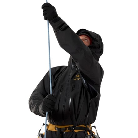 Arc'teryx Alpha SV Jacket - Men's 7